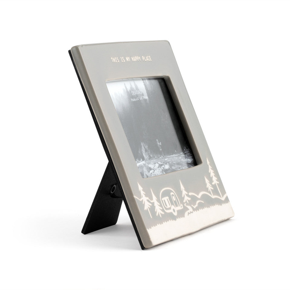 Demdaco's Must - Have Lake Frame: Ideal Gift for Travel Lovers