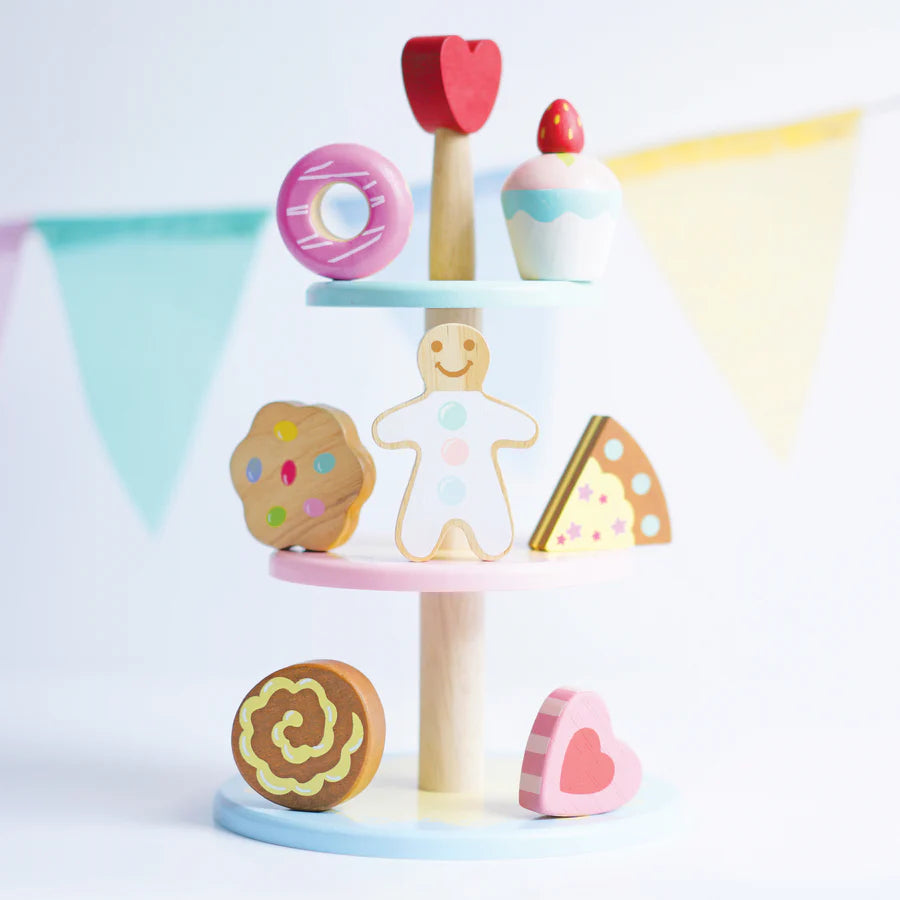Le Toy Van's Three - Tier Wooden Patisserie Cake Stand Set with 7 Detailed Cakes for Kids