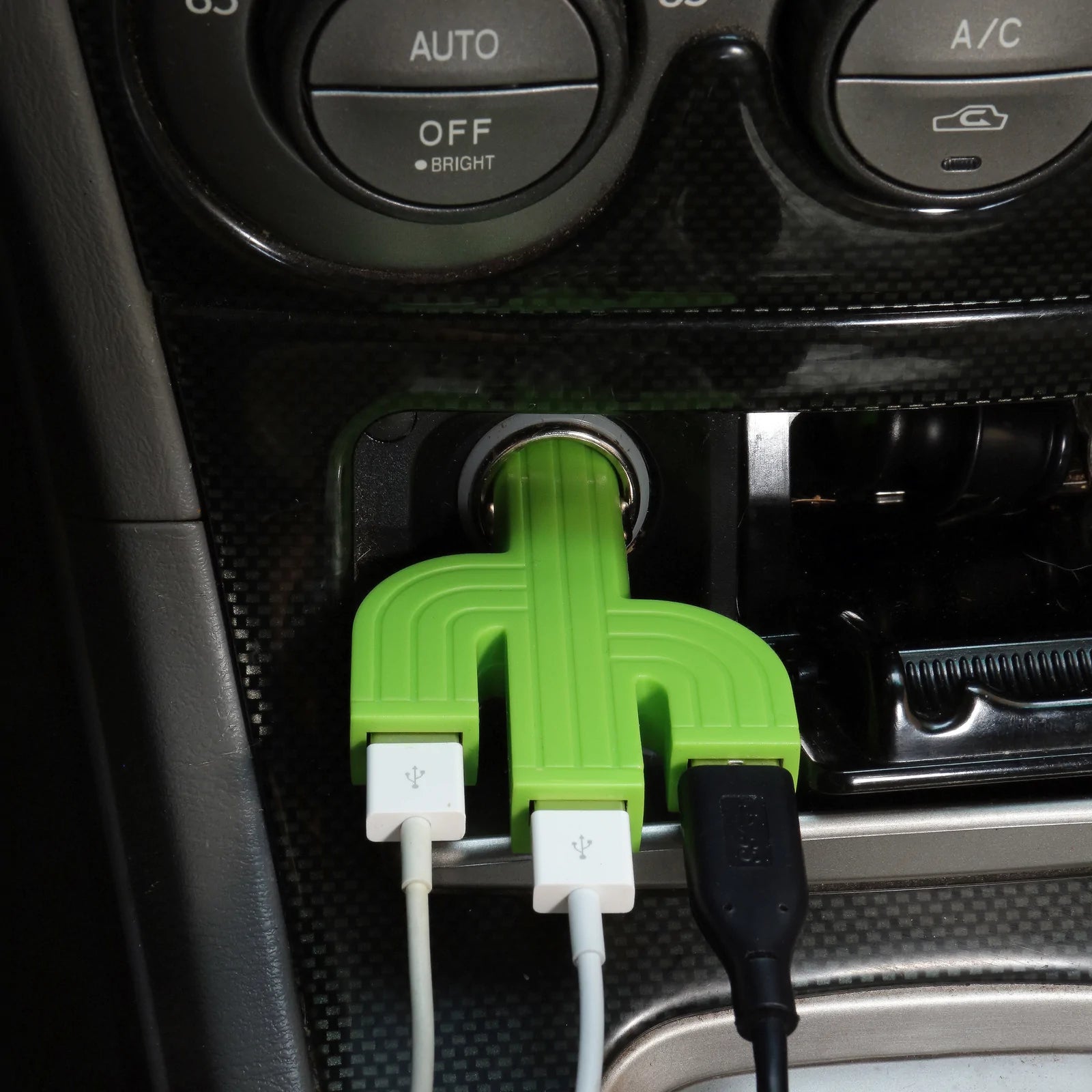 Kikkerland Cactus-Style High-Powered 3.1A Car Charger
