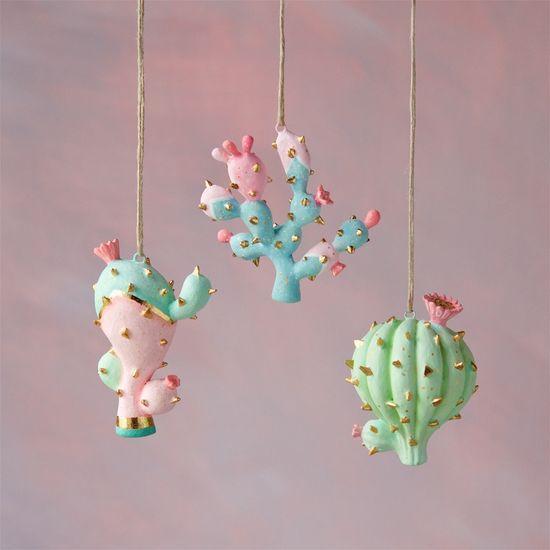 Hot Deal: 180 Degree Christmas Cactus Ornament