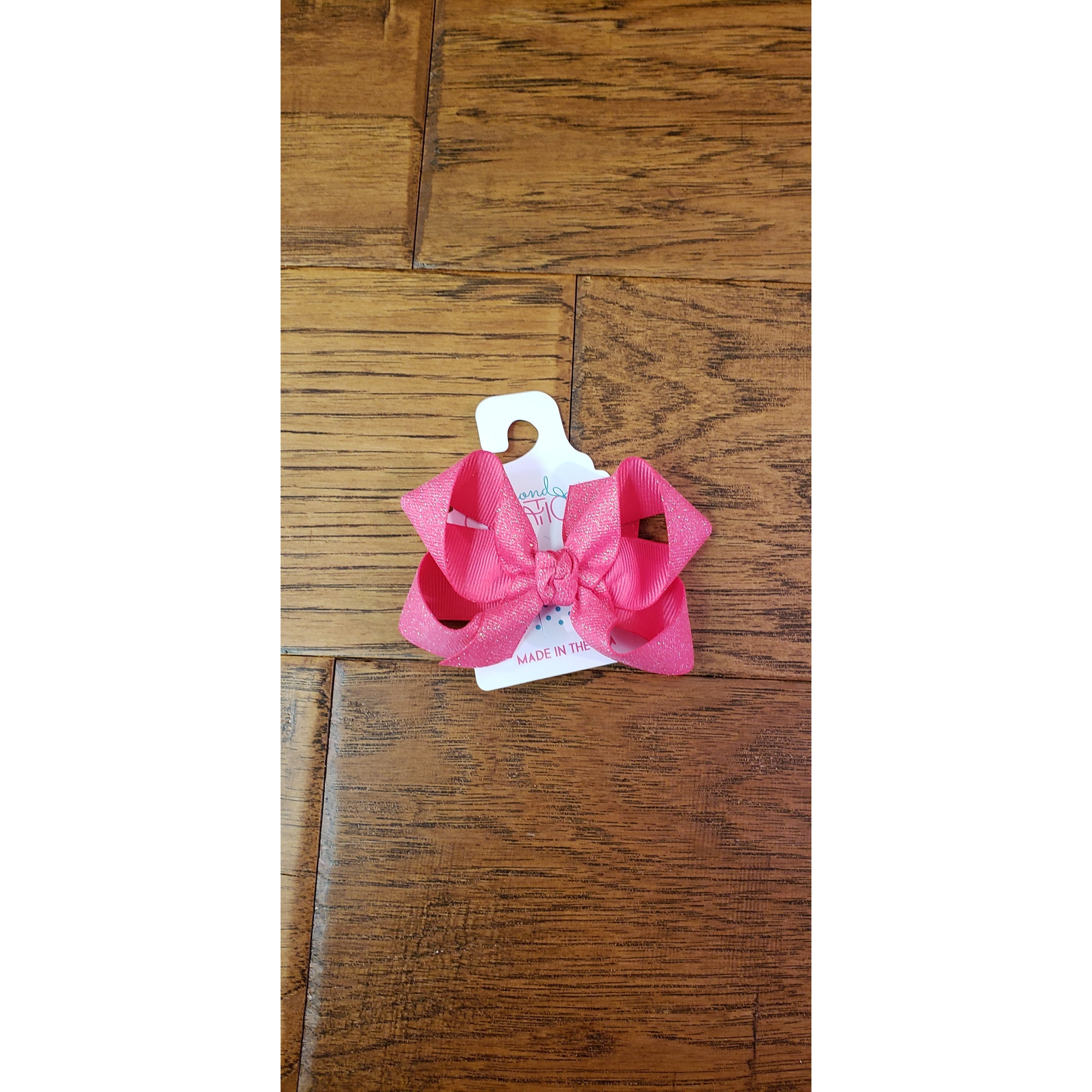 Medium-Sized Beyond Creations FDM Bow with Knot and Fairy Dust